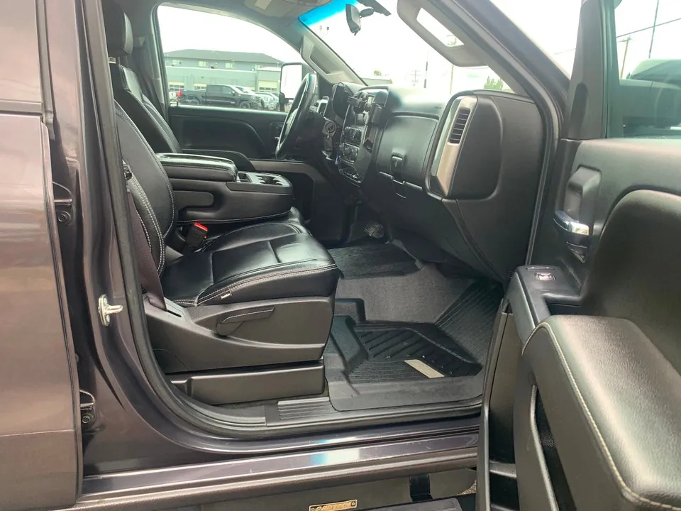 Chevrolet Silverado 2500Hd 2016 photo 4