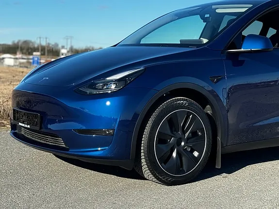 Tesla Model Y 2024 photo 5