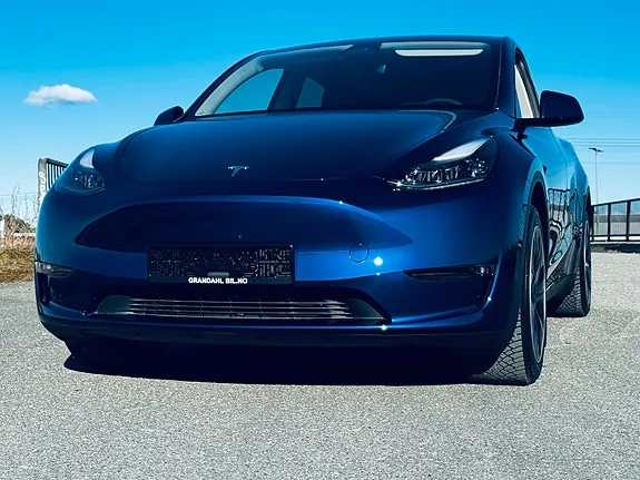 Tesla Model Y 2024 photo 4