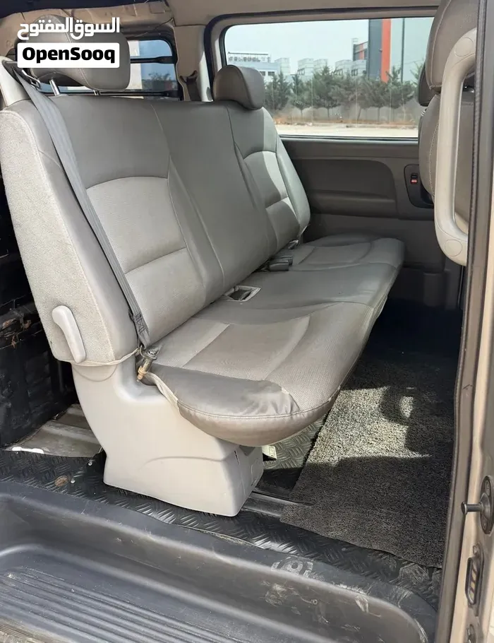 Hyundai H1 Gls Plus 2011 photo 3