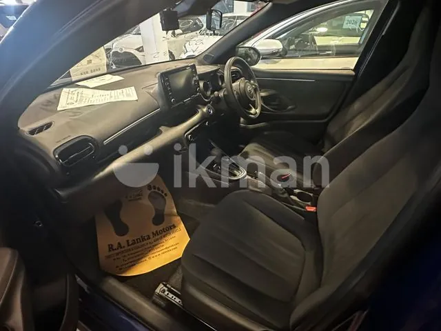 Toyota Yaris 2023 photo 4
