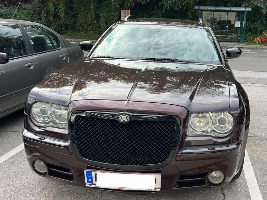 Chrysler 300 C 2006 photo 2