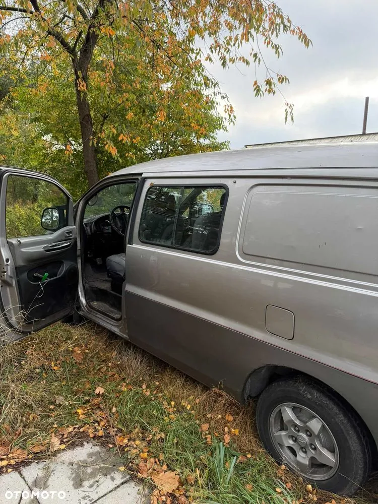 Hyundai H200