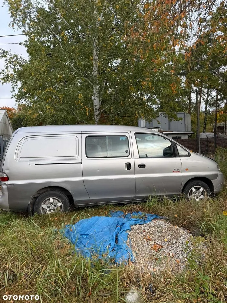 Hyundai H200 2005 photo 3
