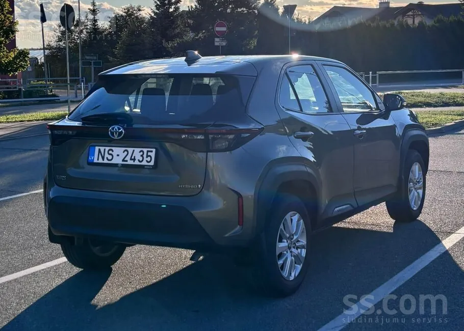 Toyota Yaris Cross 2023 photo 2