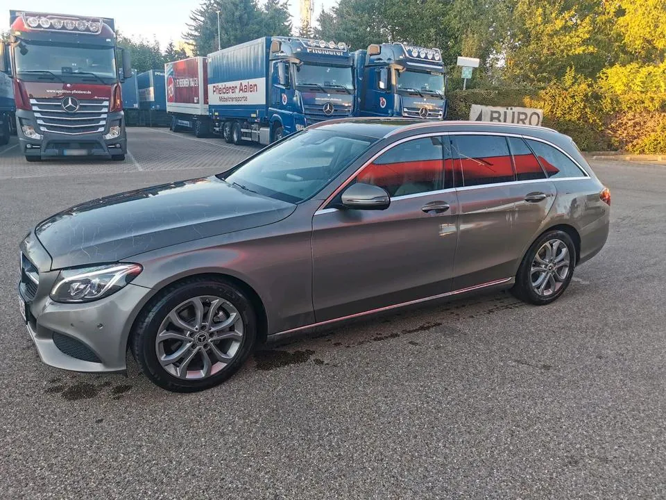 Mercedes-Benz C220 W205