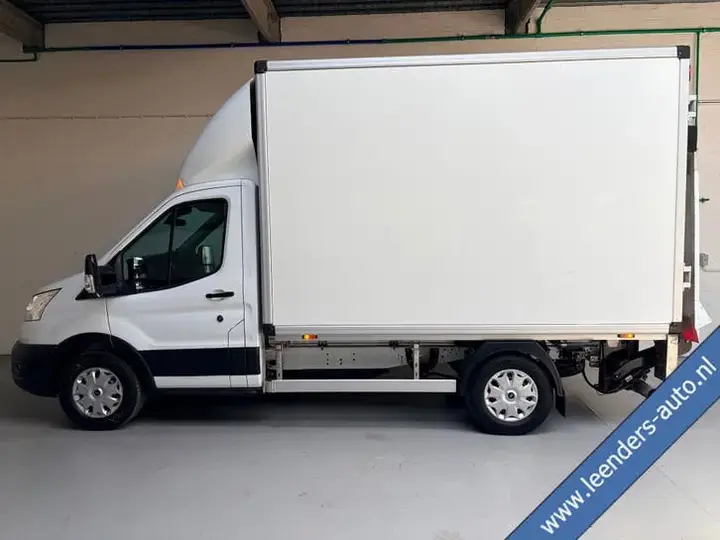 Ford Transit 2021 photo 2