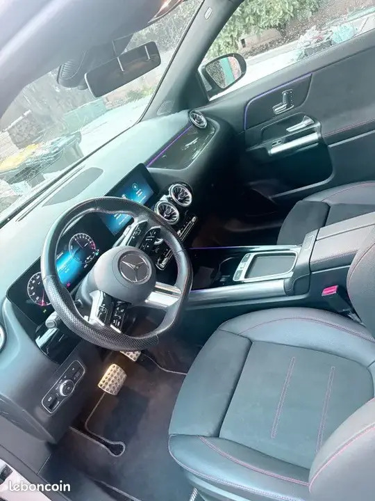 Mercedes-Benz Gla 2023 photo 3