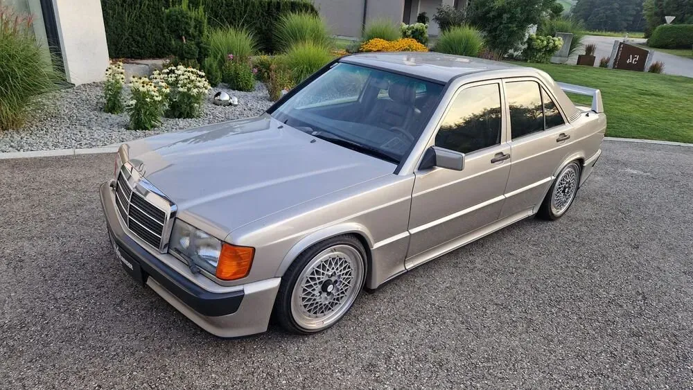 Mercedes-Benz 190 E