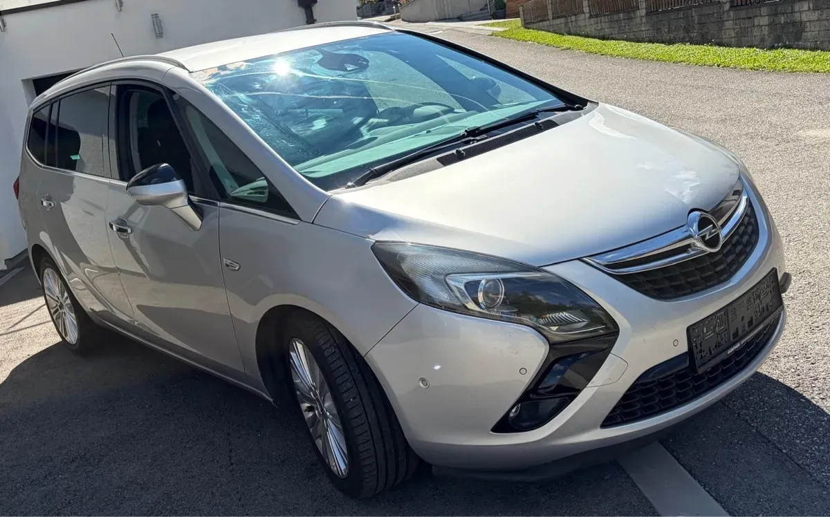 Opel Zafira Tourer