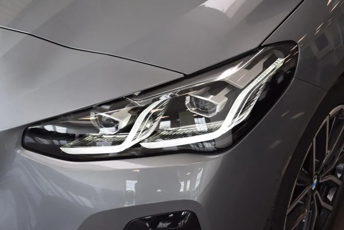 BMW 2 Series 2023 photo 3
