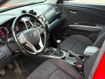 KG Mobility Tivoli 2016 photo 4