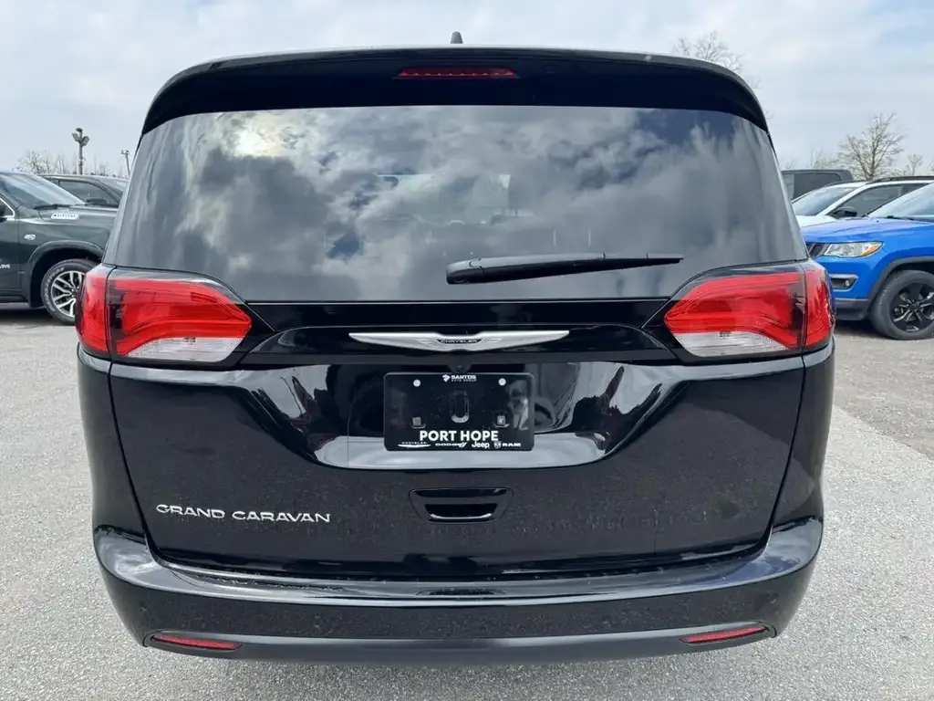 Chrysler Grand Caravan 2027 photo 4