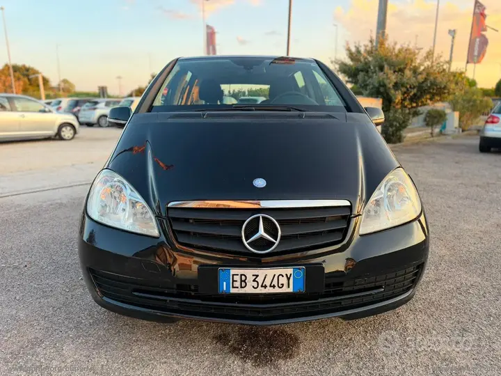 Mercedes-Benz A160 2010 photo 5