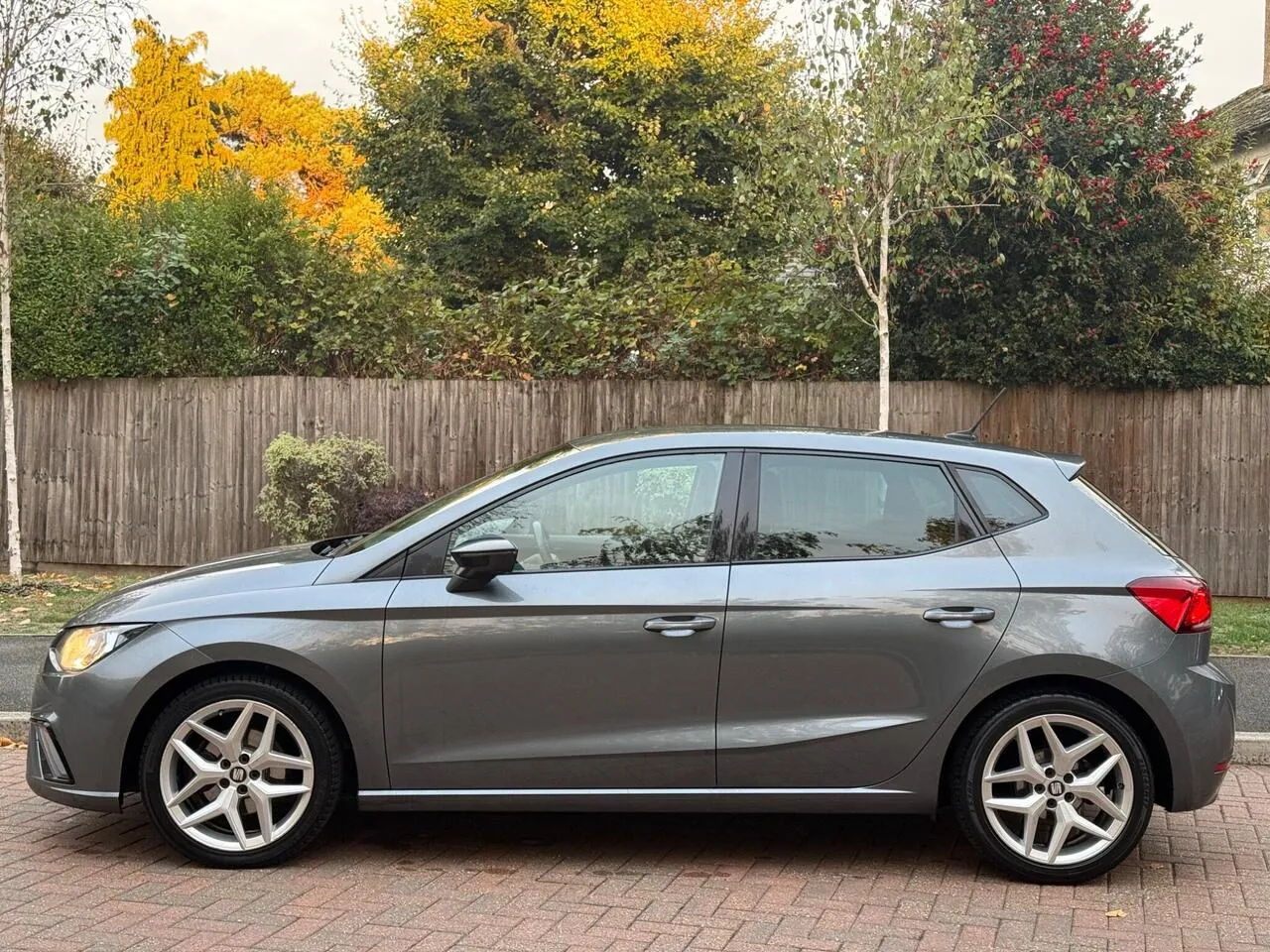 Seat Ibiza 2017 photo 5