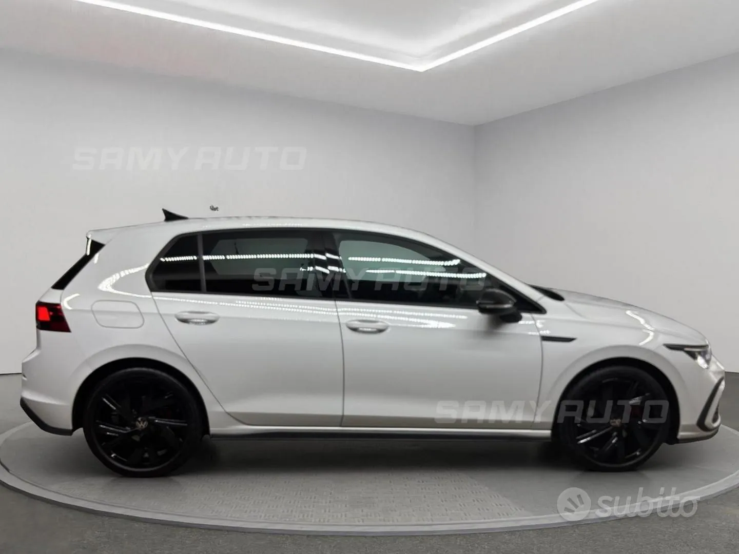 Volkswagen Golf 2024 photo 4