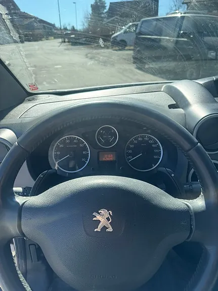 Peugeot Partner 2016 photo 4