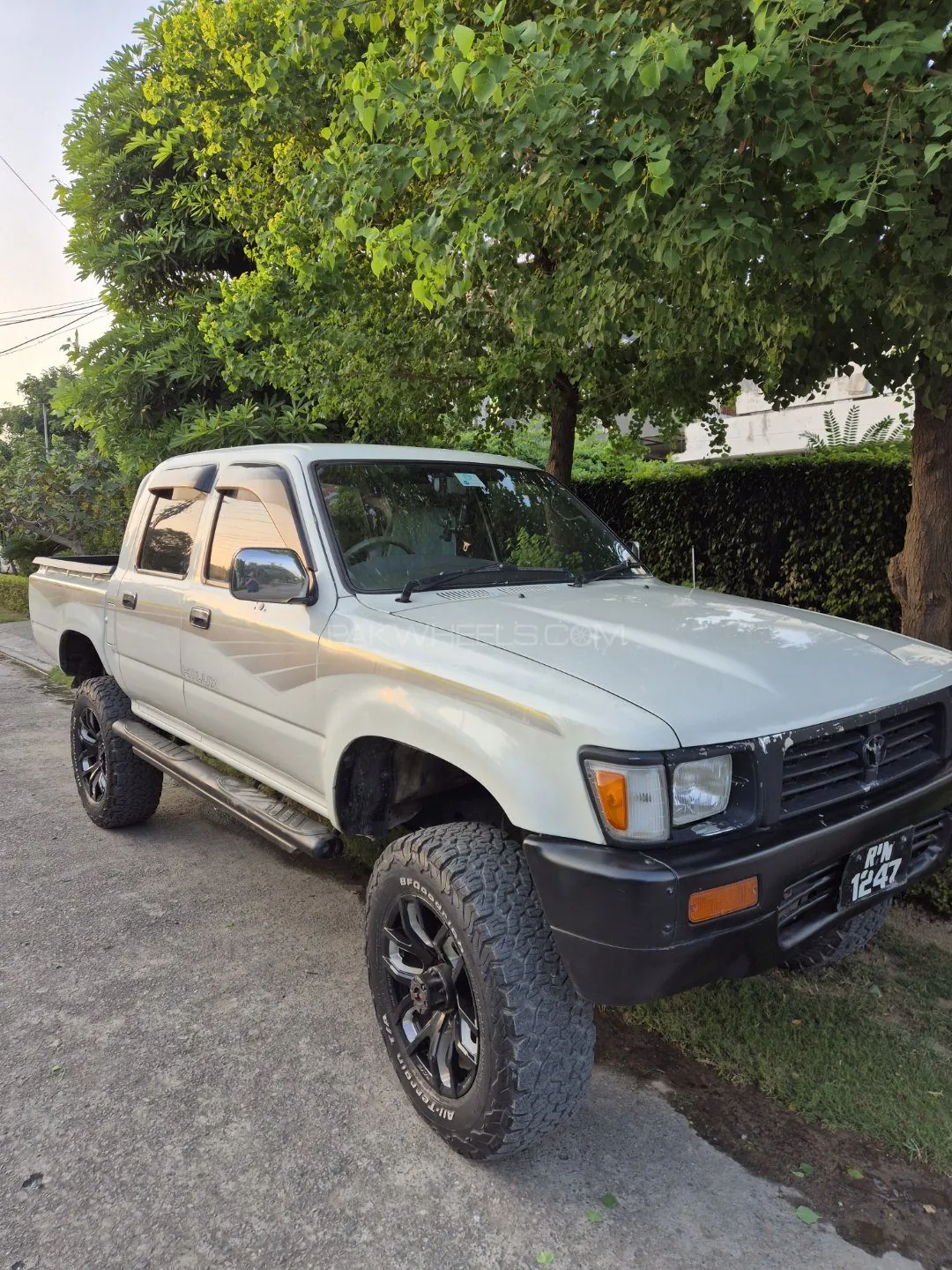 Toyota Hilux