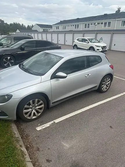 Volkswagen Scirocco 2009 photo 2