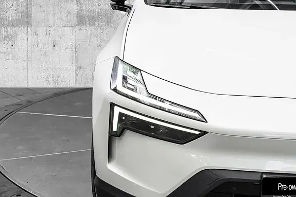 Polestar 4 2025 photo 4