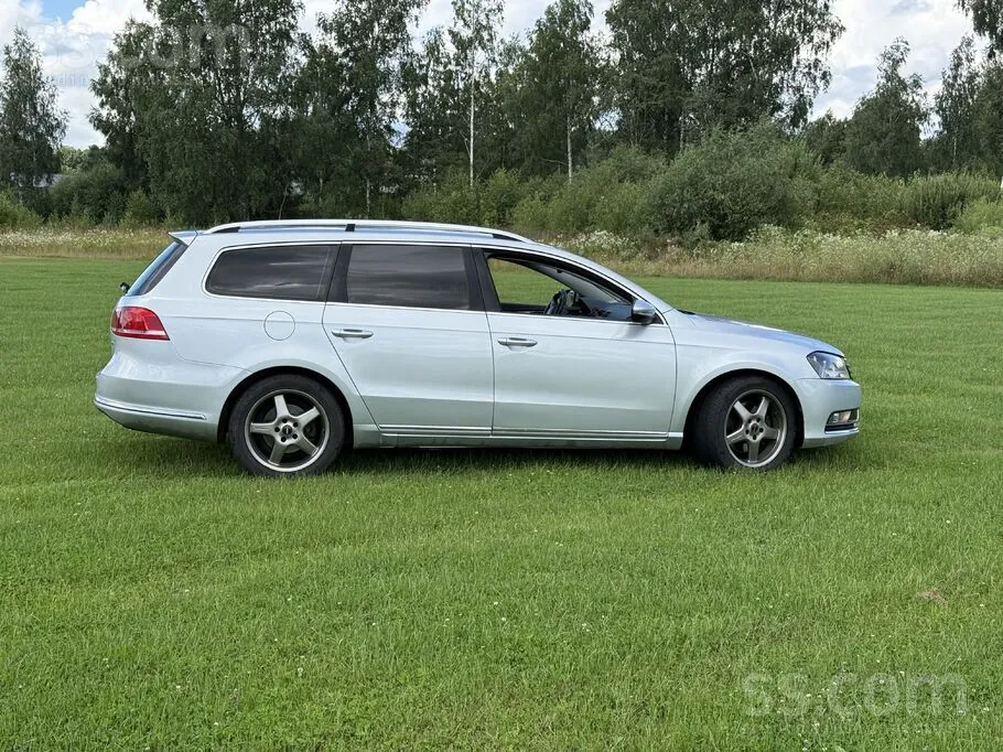Volkswagen Passat 2011 photo 3
