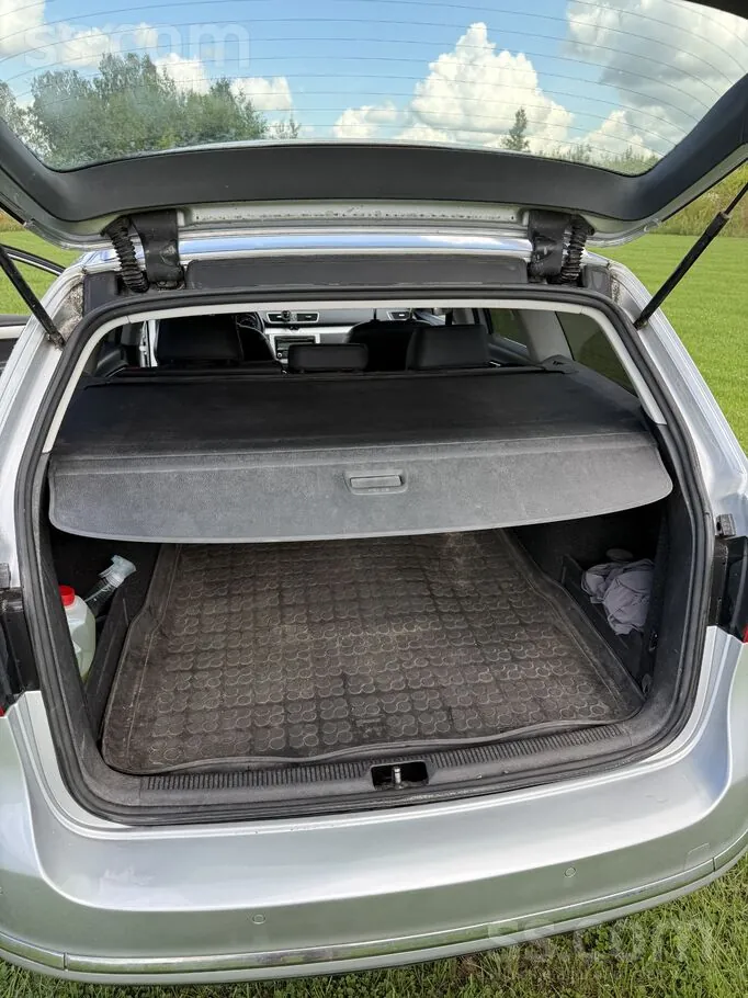 Volkswagen Passat 2011 photo 5