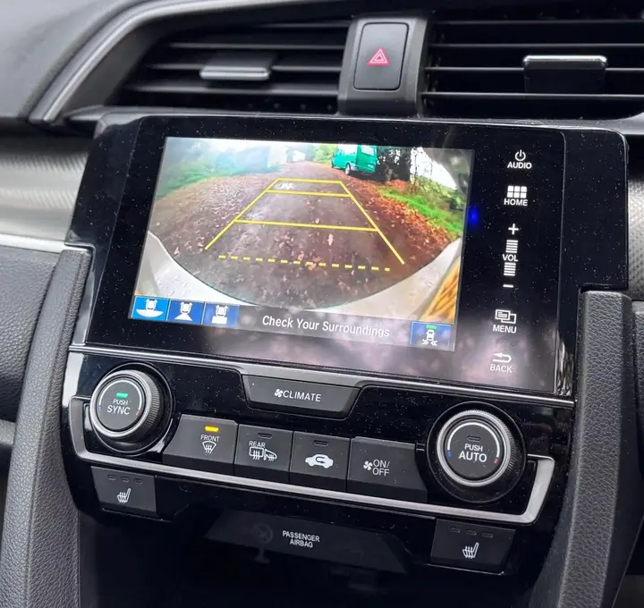 Honda Civic 2019 photo 3