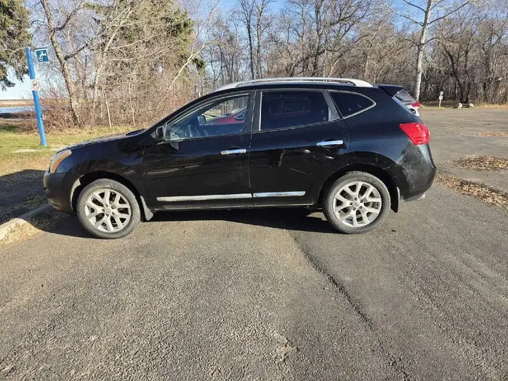 Nissan Rogue 2014 photo 2