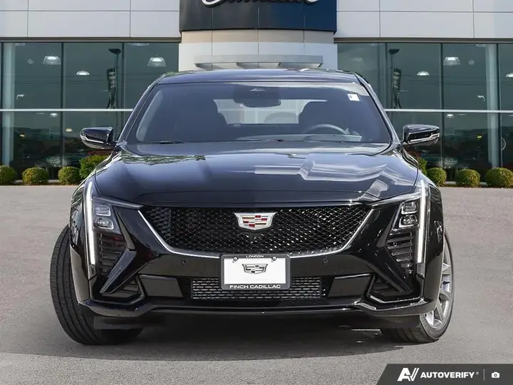 Cadillac Ct5 2026 photo 2