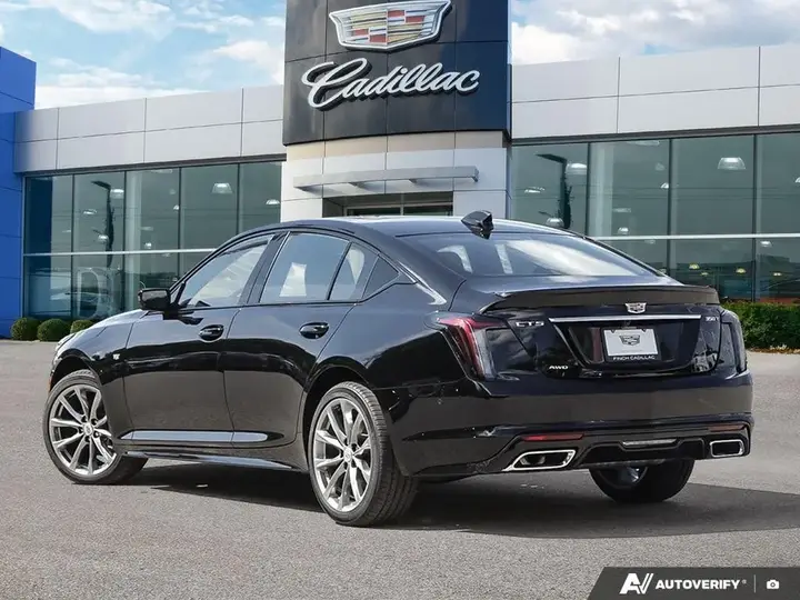 Cadillac Ct5 2026 photo 4