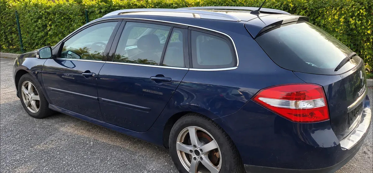 Renault Laguna 2008 photo 3