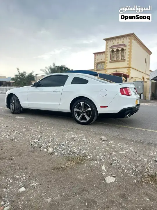 Ford Mustang 2011 photo 5