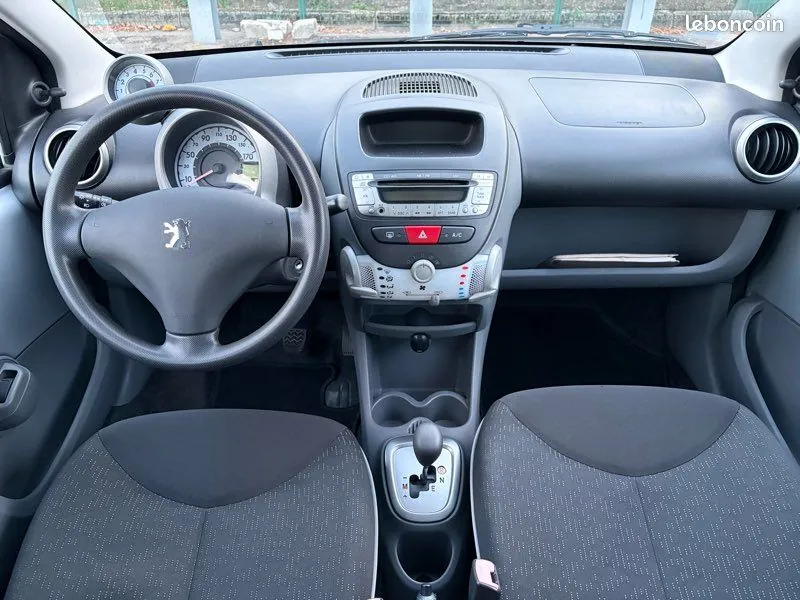 Peugeot 107 2009 photo 3