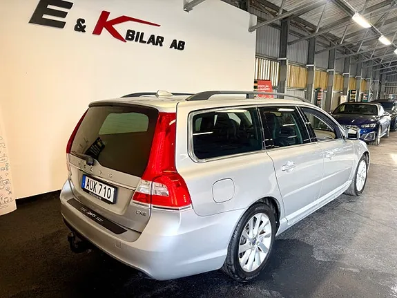 Volvo V70 2014 photo 3