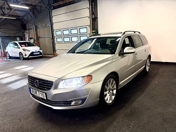 Volvo V70 2014 photo 2