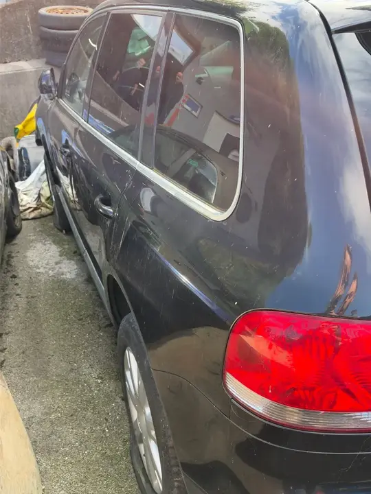 Volkswagen Touareg 2004 photo 3