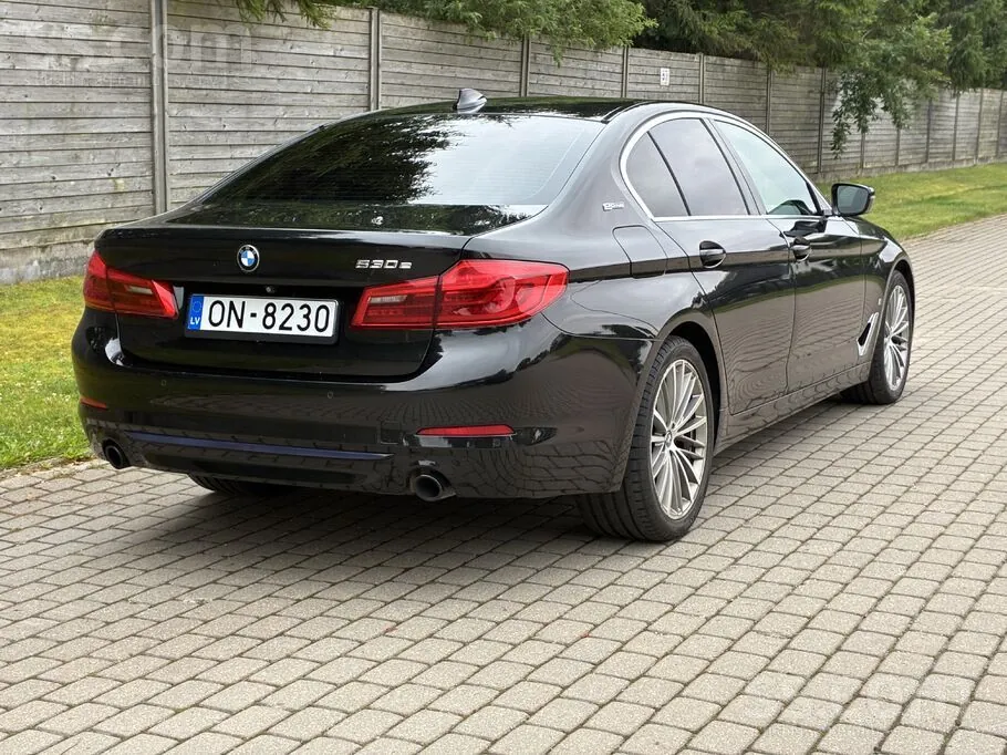 BMW 530E 2019 photo 5