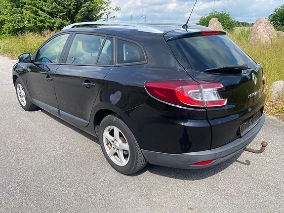Renault Megane Iii 2011 photo 2