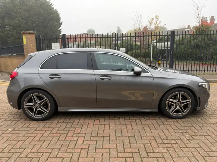 Mercedes-Benz A-Class 2019 photo 3