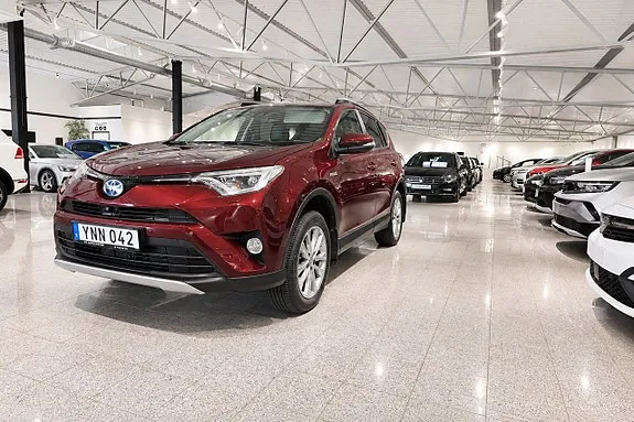 Toyota Rav4 2017 photo 3