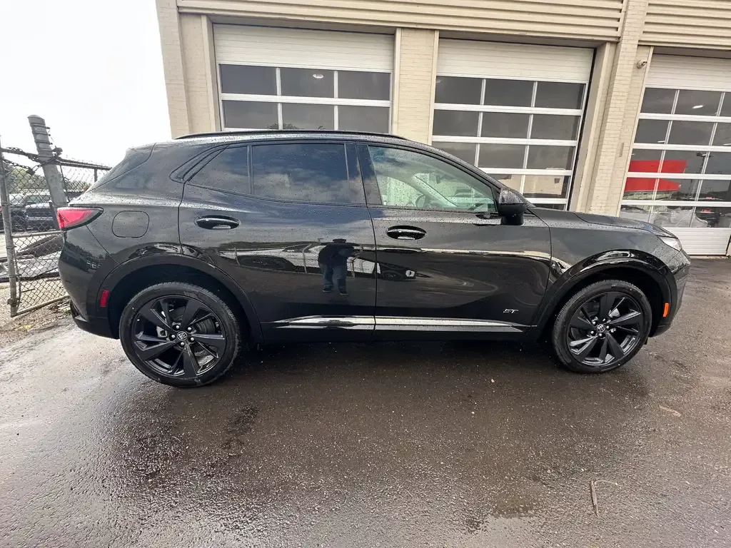 Buick Envision 2026 photo 4