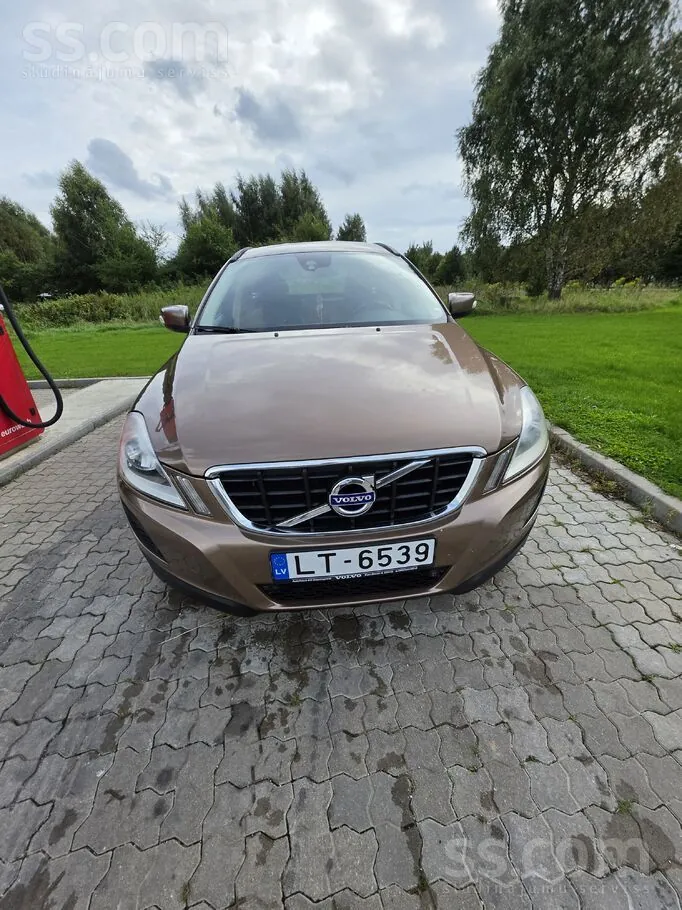 Volvo Xc 60 2011 photo 2
