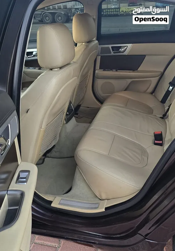 Jaguar Xf 2012 photo 2