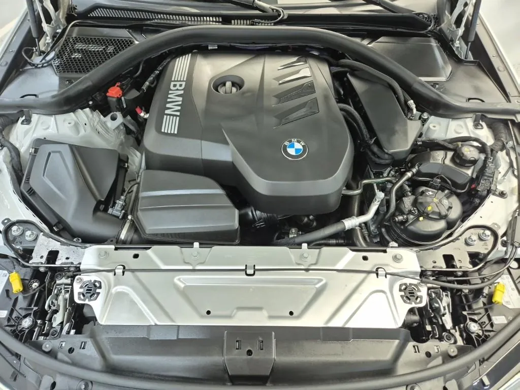 BMW 3 Series 2025 photo 5