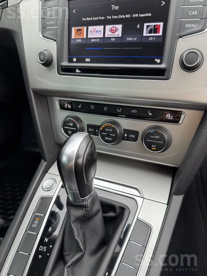 Volkswagen Passat 2017 photo 4