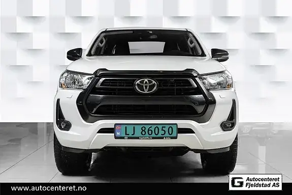 Toyota Hilux 2024 photo 2