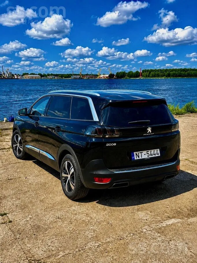 Peugeot 5008 2021 photo 4