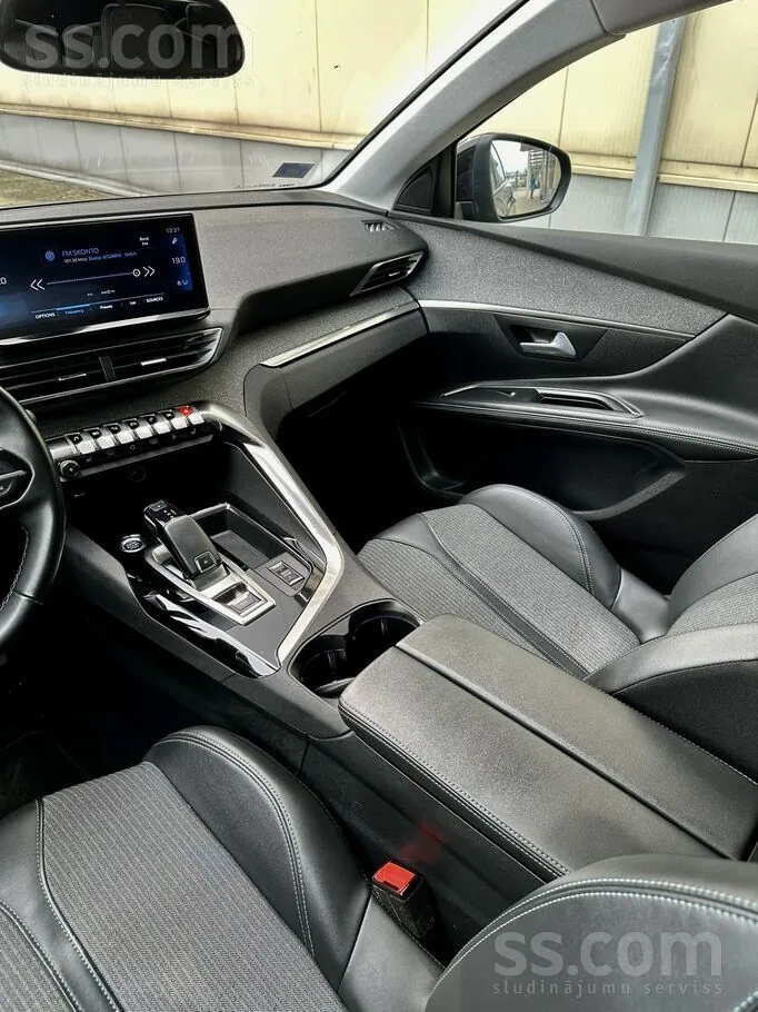 Peugeot 5008 2021 photo 5