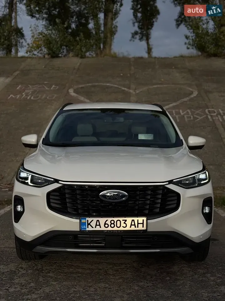 Ford Escape 2025 photo 4