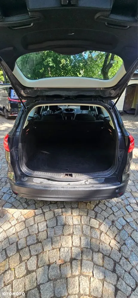 Ford Focus 2017 photo 2